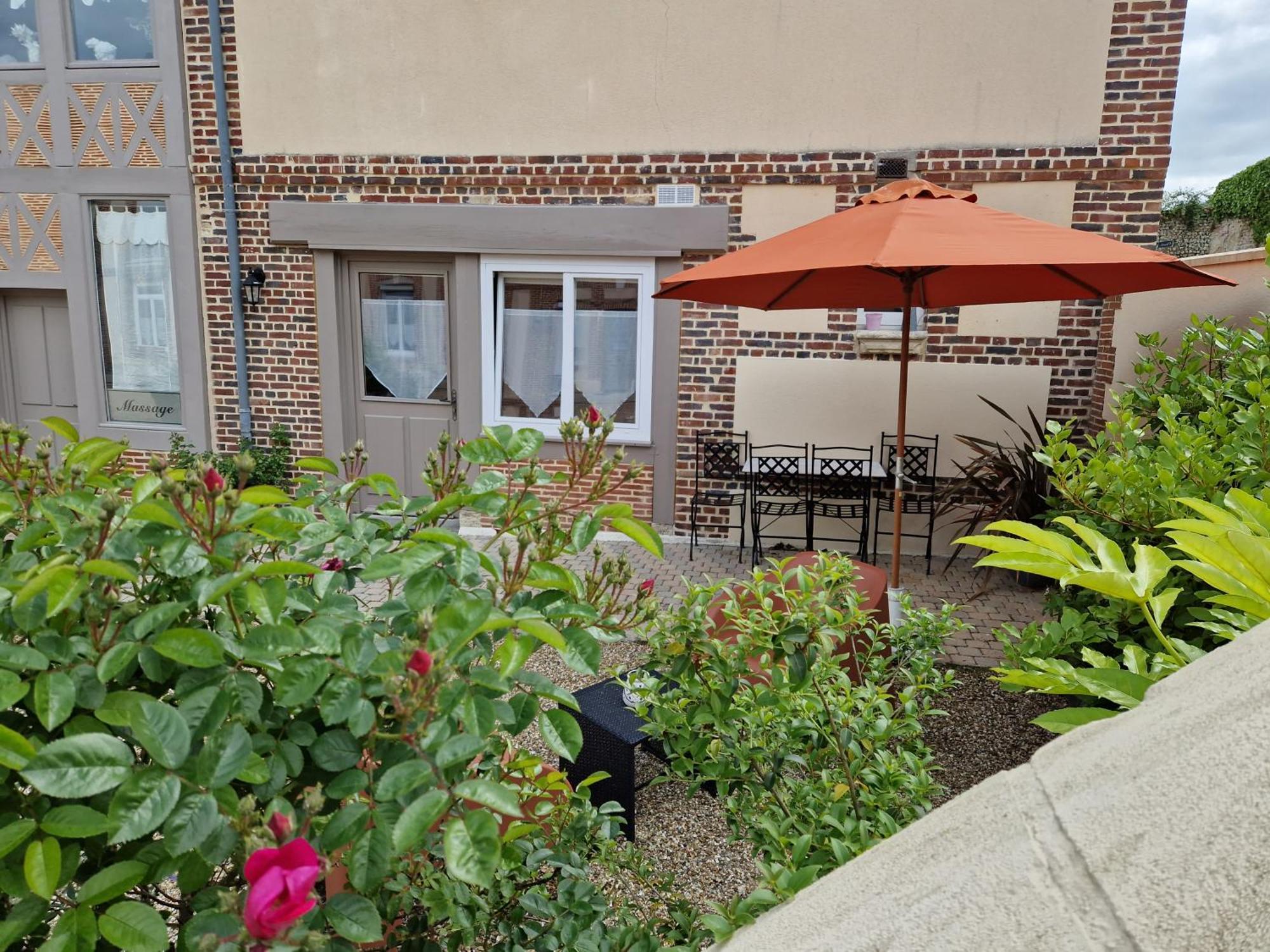 Apartament La Cour Honfleur Zewnętrze zdjęcie